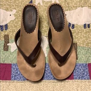 Tribeca Heeled flip flops